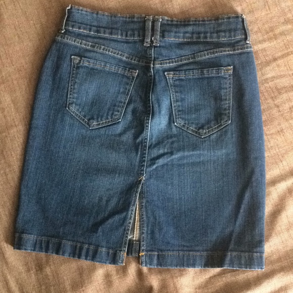 Old Navy Denim Blue Jean Skirt, Size 4 - Picture 4 of 6